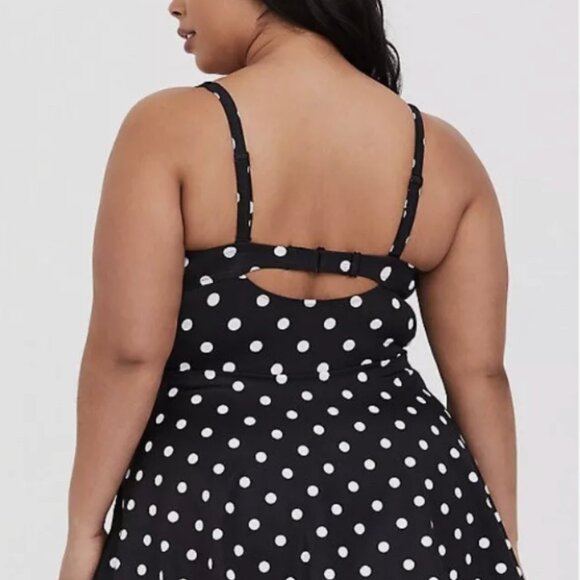 Womens Torrid Polka Dot Underwire Swim Dress SIZE 4F - Picture 4 of 5